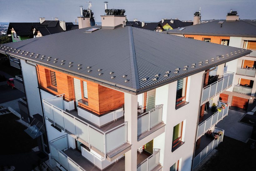 TABLE TRAPEZOIDALE T-18