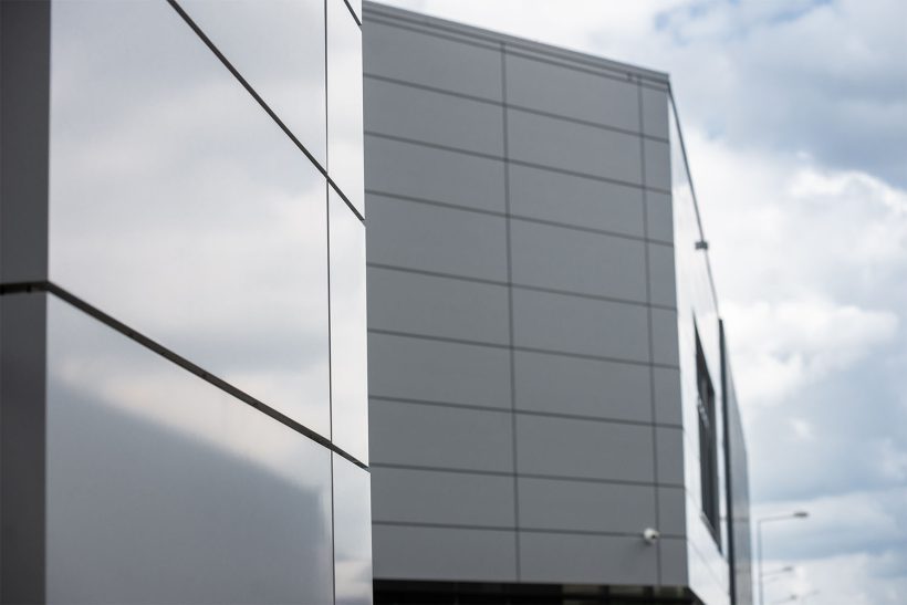 TABLE TRAPEZOIDALE T-60